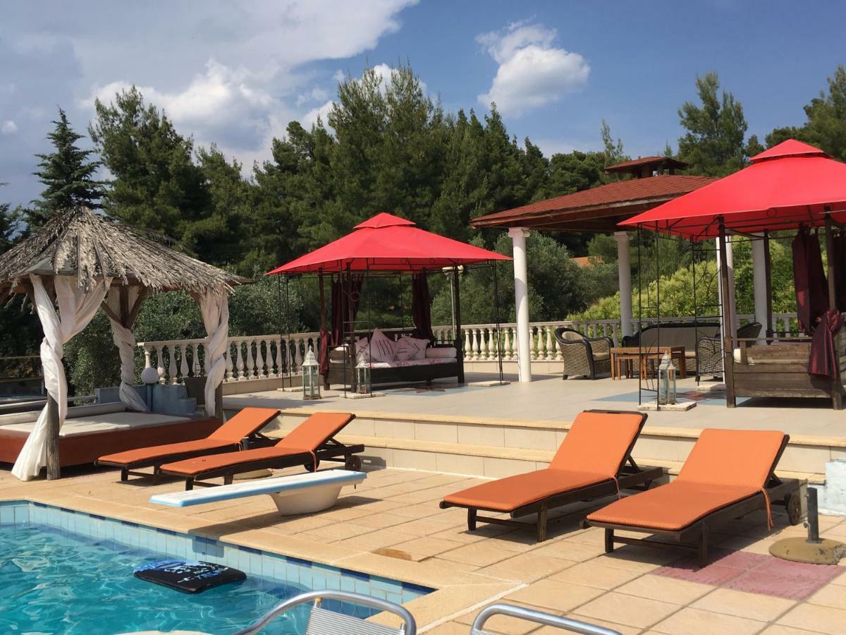 Villa Askamnia And Suites نيكيتي المظهر الخارجي الصورة